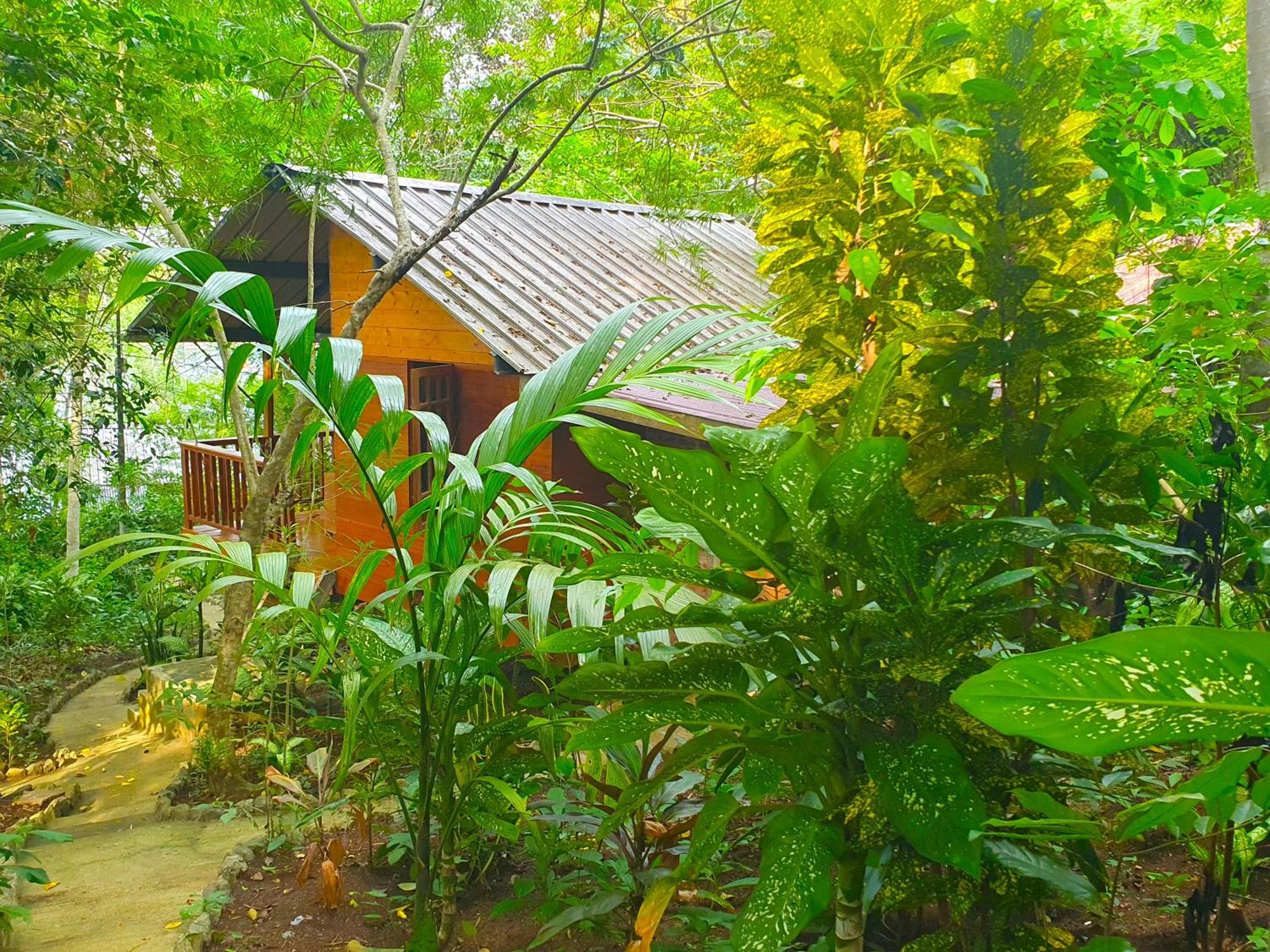 Santi Garden Bungalows 爱宝伊 外观 照片